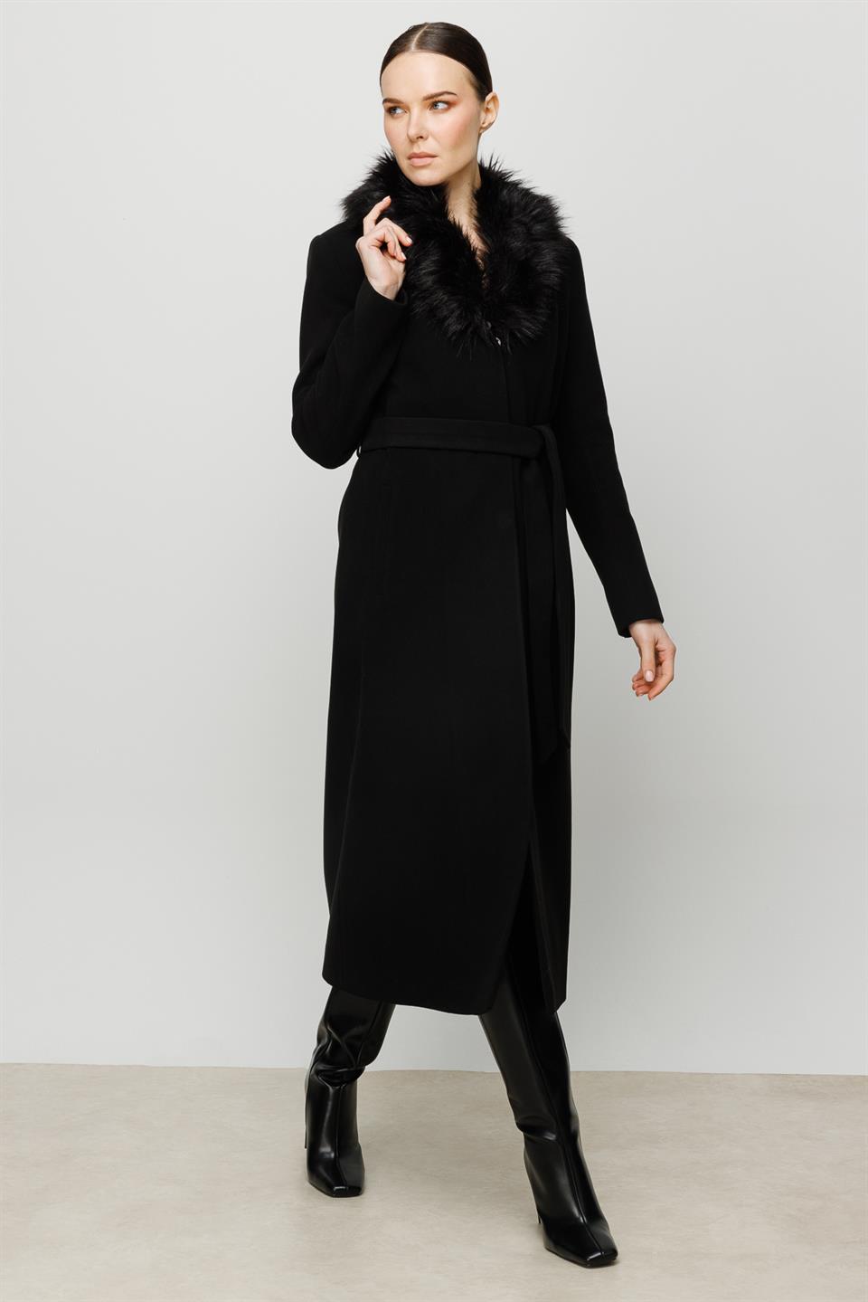 FURRY COLLAR CACHET COAT BLACK