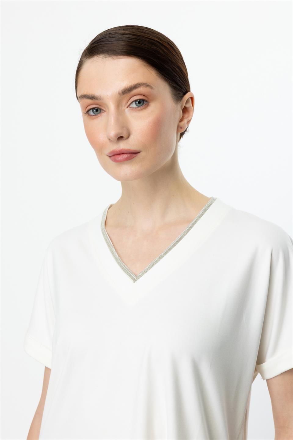 Yakası Ribanalı Kısa Kol Bluz EKRU