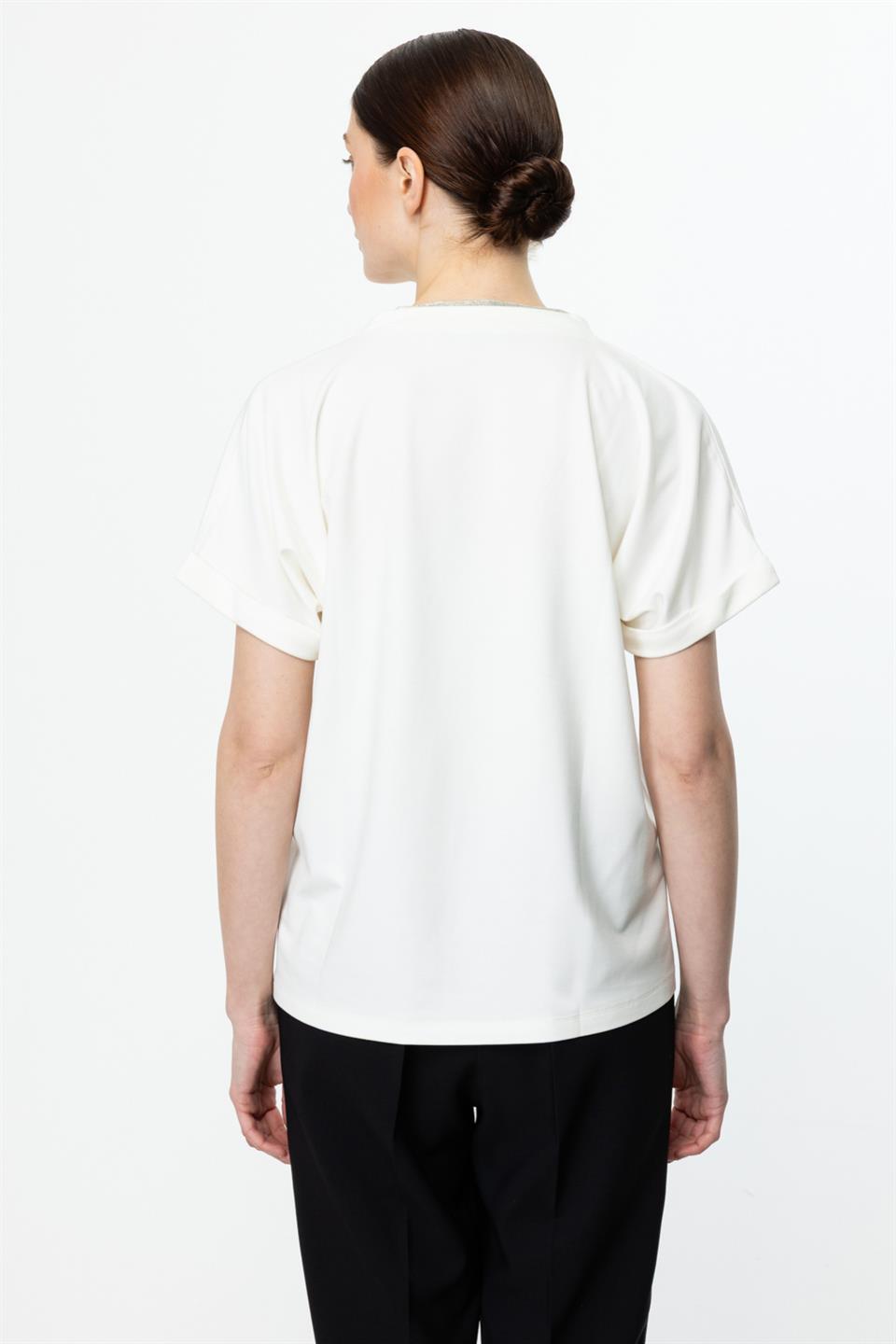 Yakası Ribanalı Kısa Kol Bluz EKRU