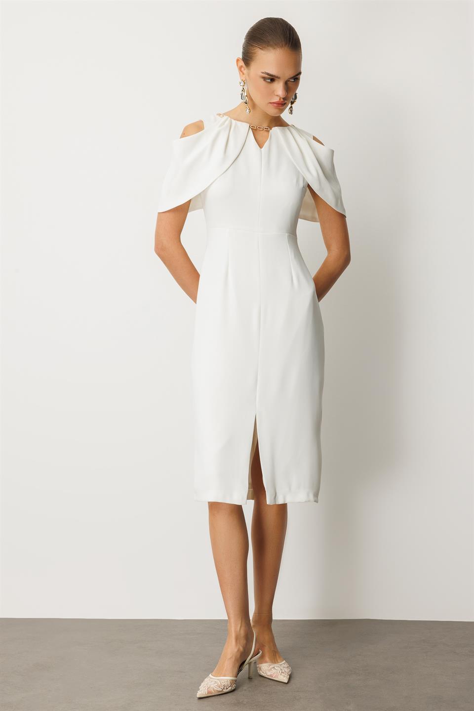 Yakası Taşlı Zincirli Midi Boy Elbise BEYAZ