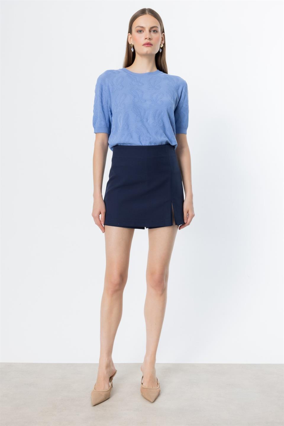 Yanı Yırtmaçlı Şort Etek LACİVERT