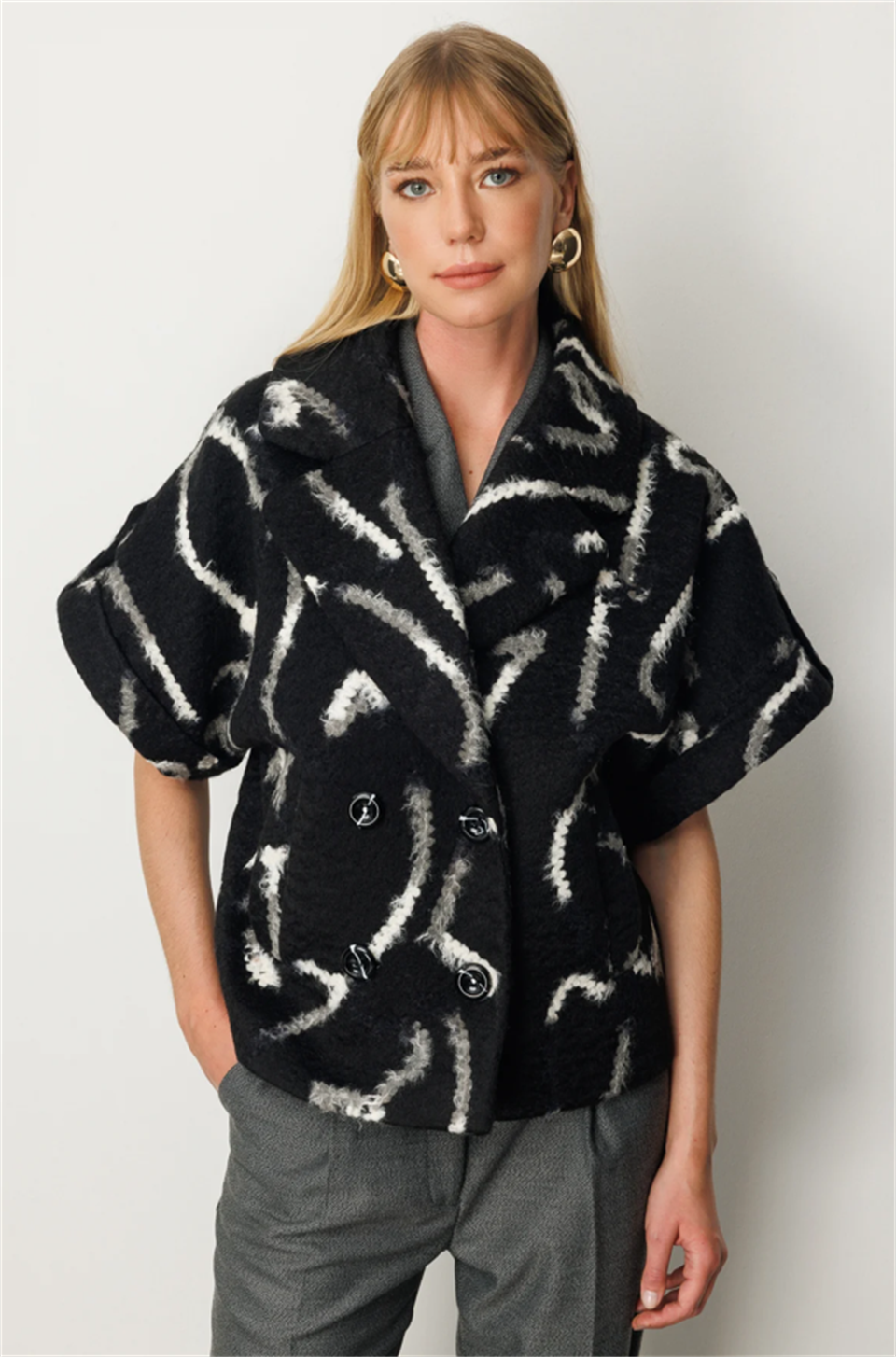 Yarasa Kol Desenli Mont SİYAH