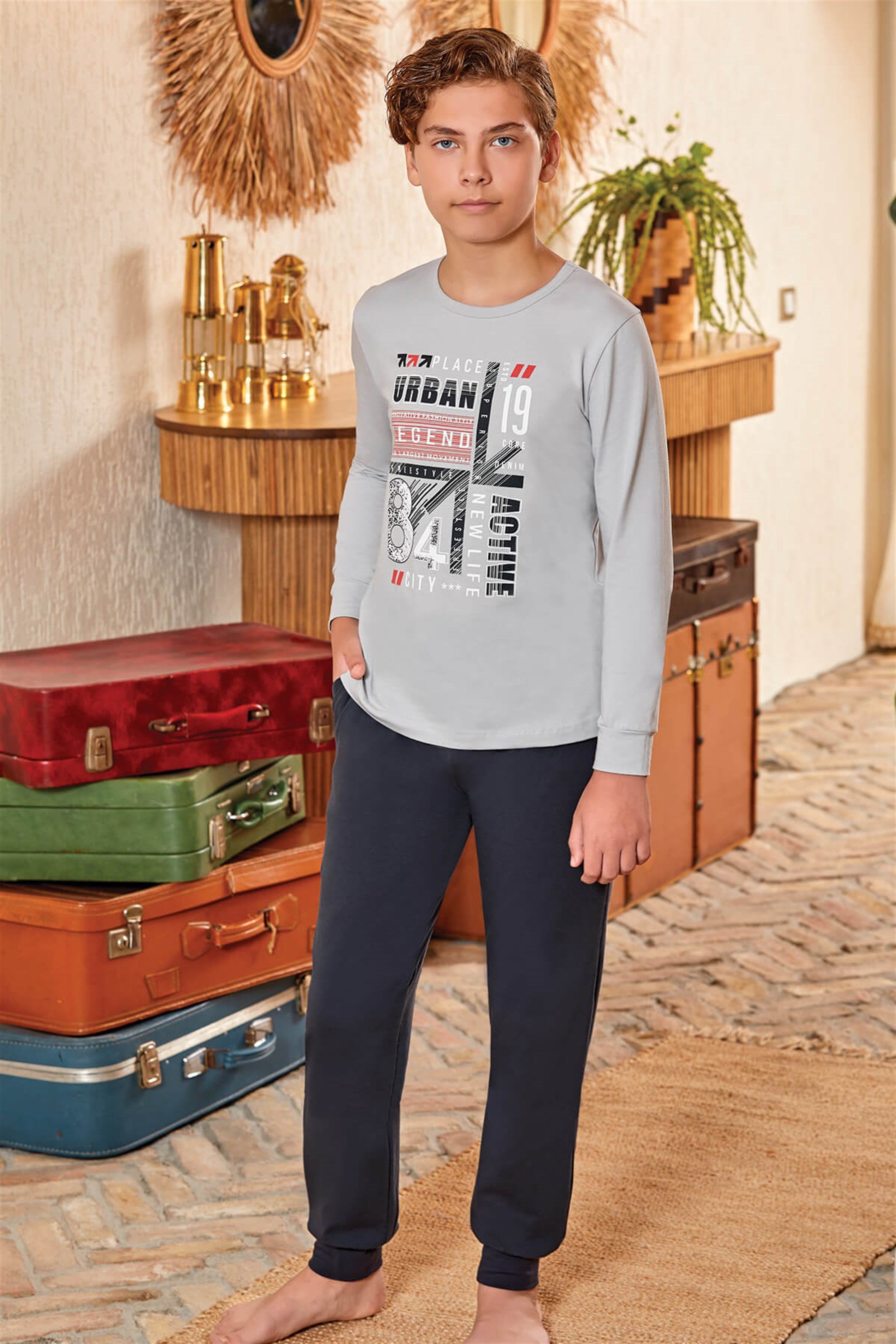 9604 Erkek Çocuk Pijama Takımı Füme