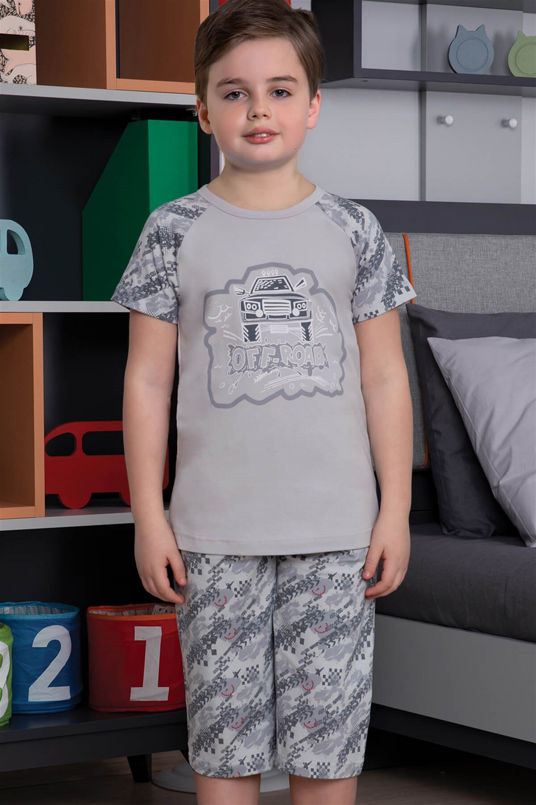 9762-167 Baykar Erkek Çocuk Kapri Takımı Gri