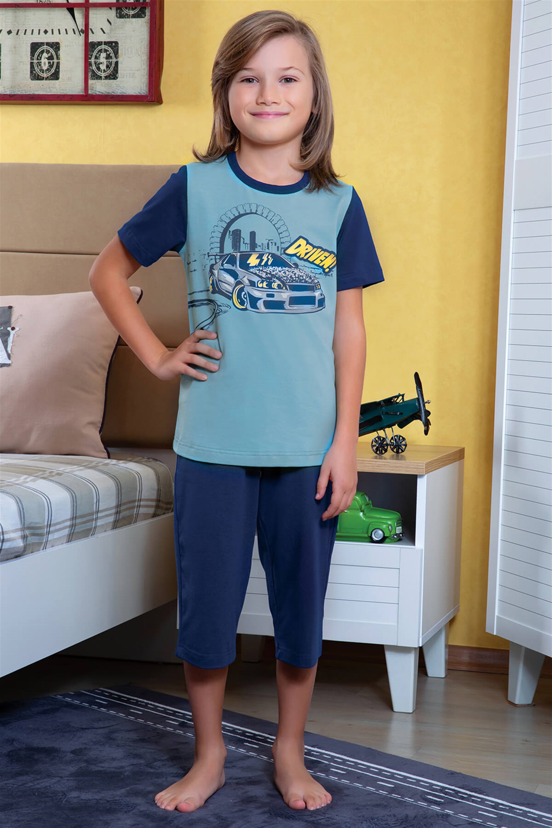 9764 Baykar Erkek Çocuk Kapri Takımı