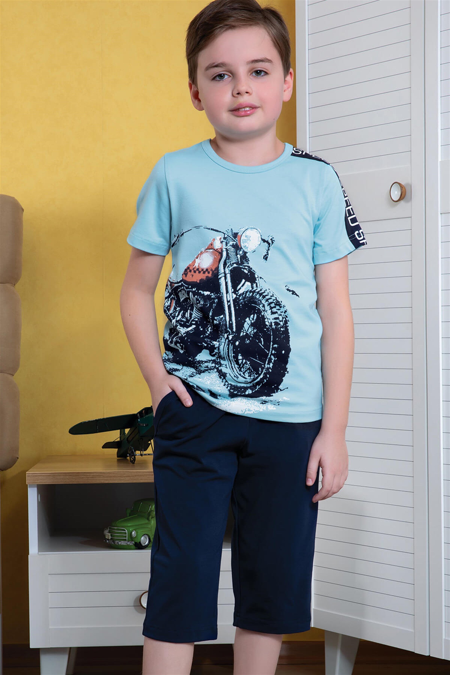 9770-107 Baykar Erkek Çocuk Kapri Takımı Beyaz