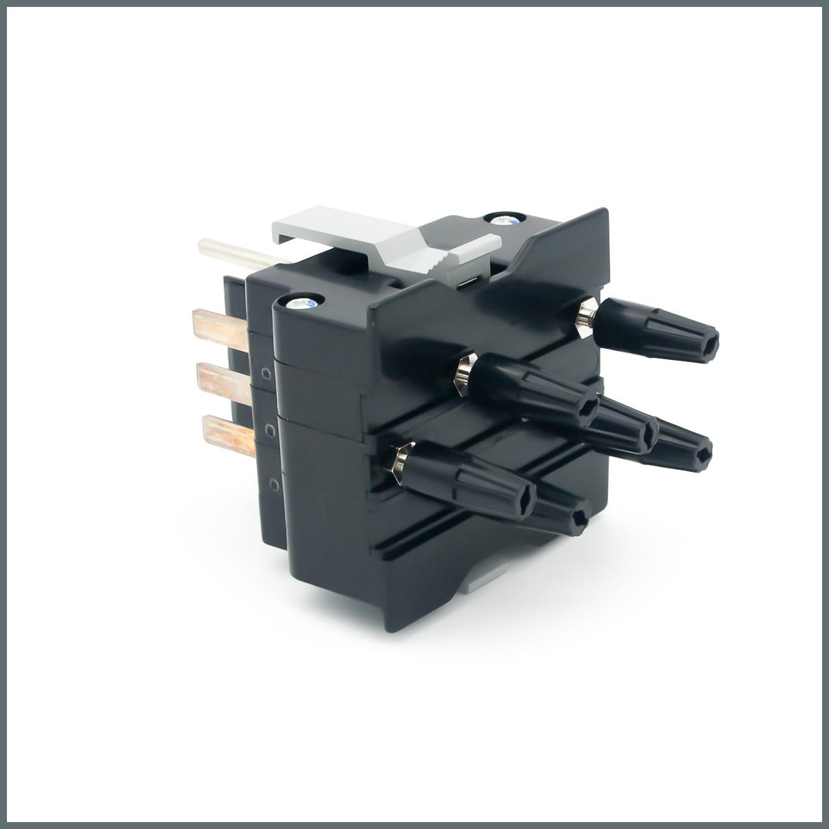 A Type Test Plug, Current (3Pole)  Circuit opening prevention, screw type