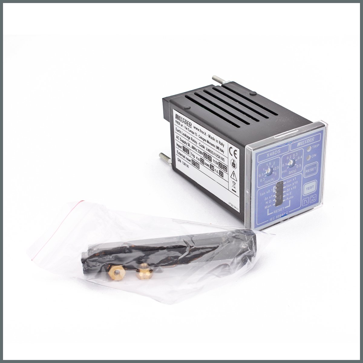 Frer T.K.A.K. Rölesi (A,AC Tipi) (Pano Tipi) 230VAC / 30mA--30A / 48x48mm. 