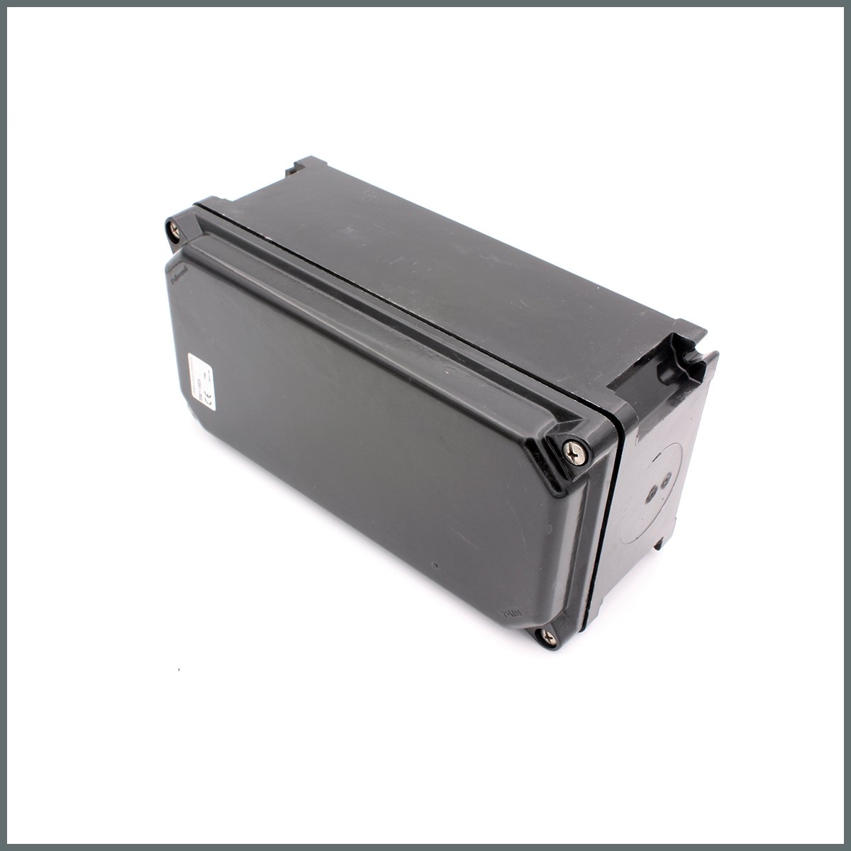 Konum GöstergeleriPalazzoli TAIS-EX Serisi BUAT (IP66) GRP 250x125x100 mm. Alçak Kapak