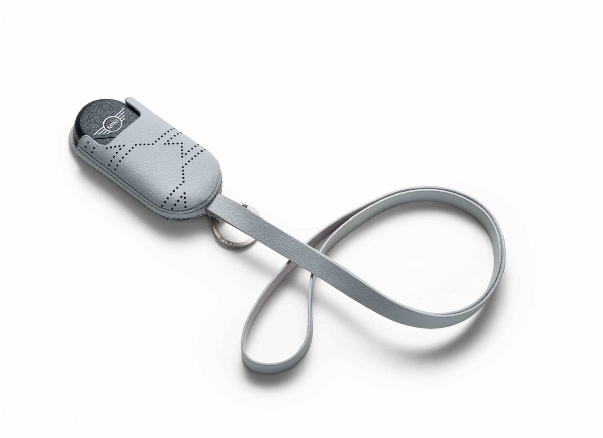 MINI ANAHTAR KILIFI VE LANYARD