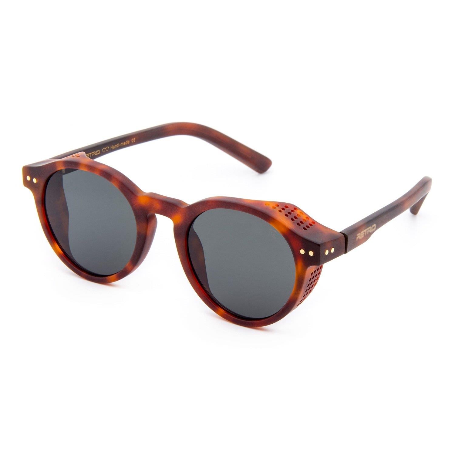 retro-shade-iii-03-unisex-gunes-gozlug-41cb5d.jpg