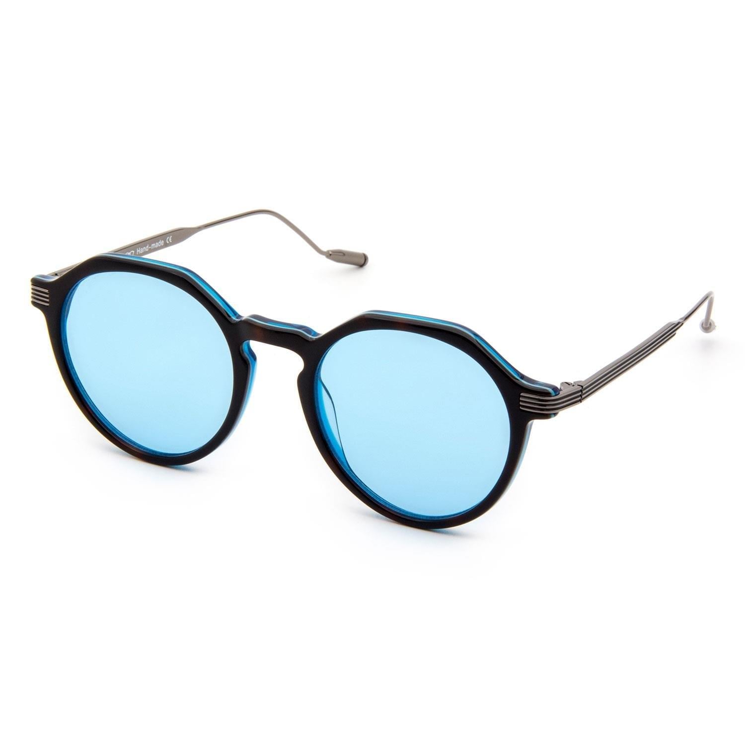 retro-remix-iii-04-unisex-gunes-gozlug-ff2546.jpg