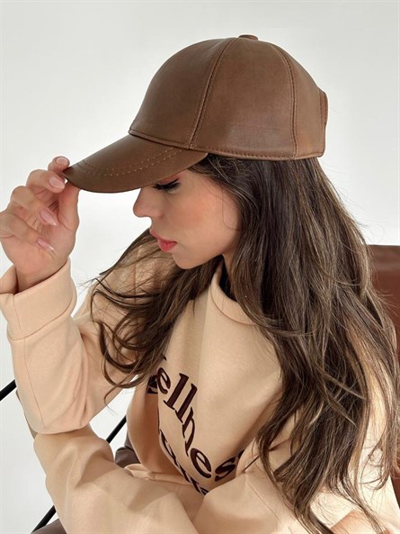 Leather hat taba