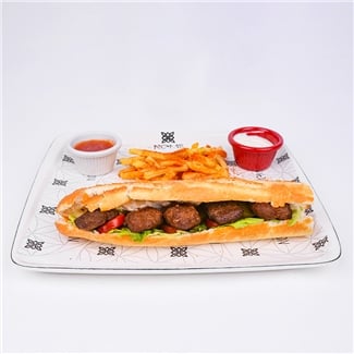 Ekmek Arası Köfte Izgara