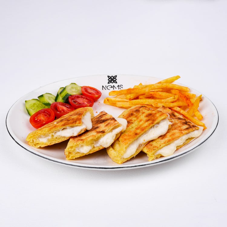 Bazlama Kaşar Peynirli Tost