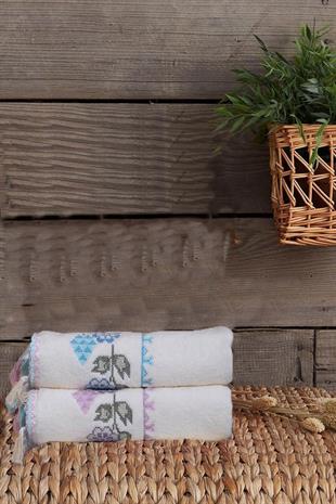 2li Kanaviçe Çiçek Nakışlı El Yüz Havlu Seti Püsküllü