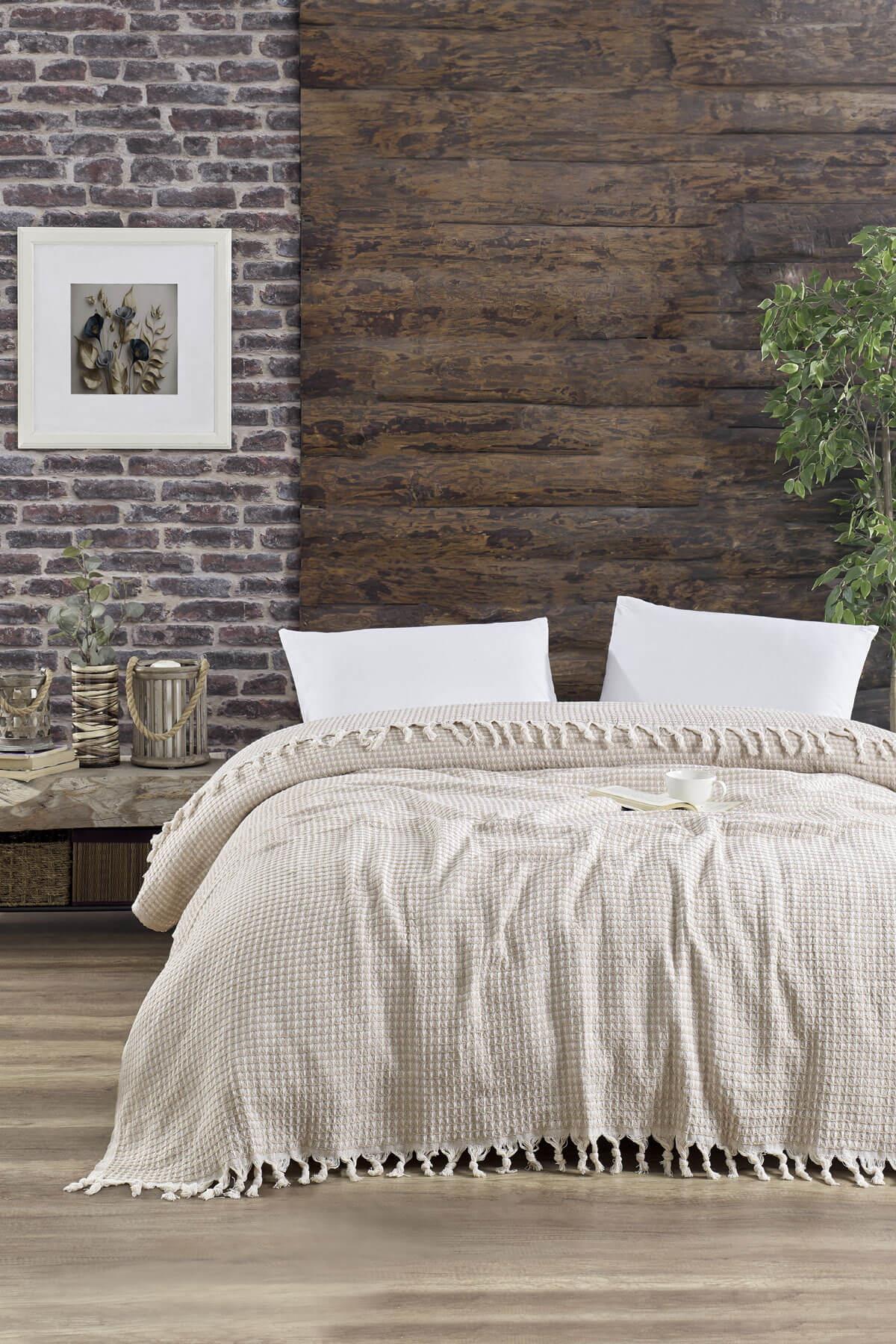 Çift Kişilik Yatak Pikesi Piramit Bej 200 x 230 Cm