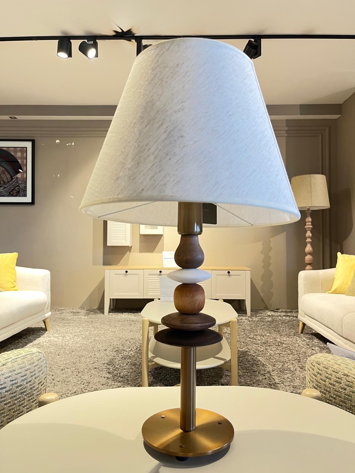 Crearthome Ahşap Ayaklı Krem Renk Dekoratif Abajur