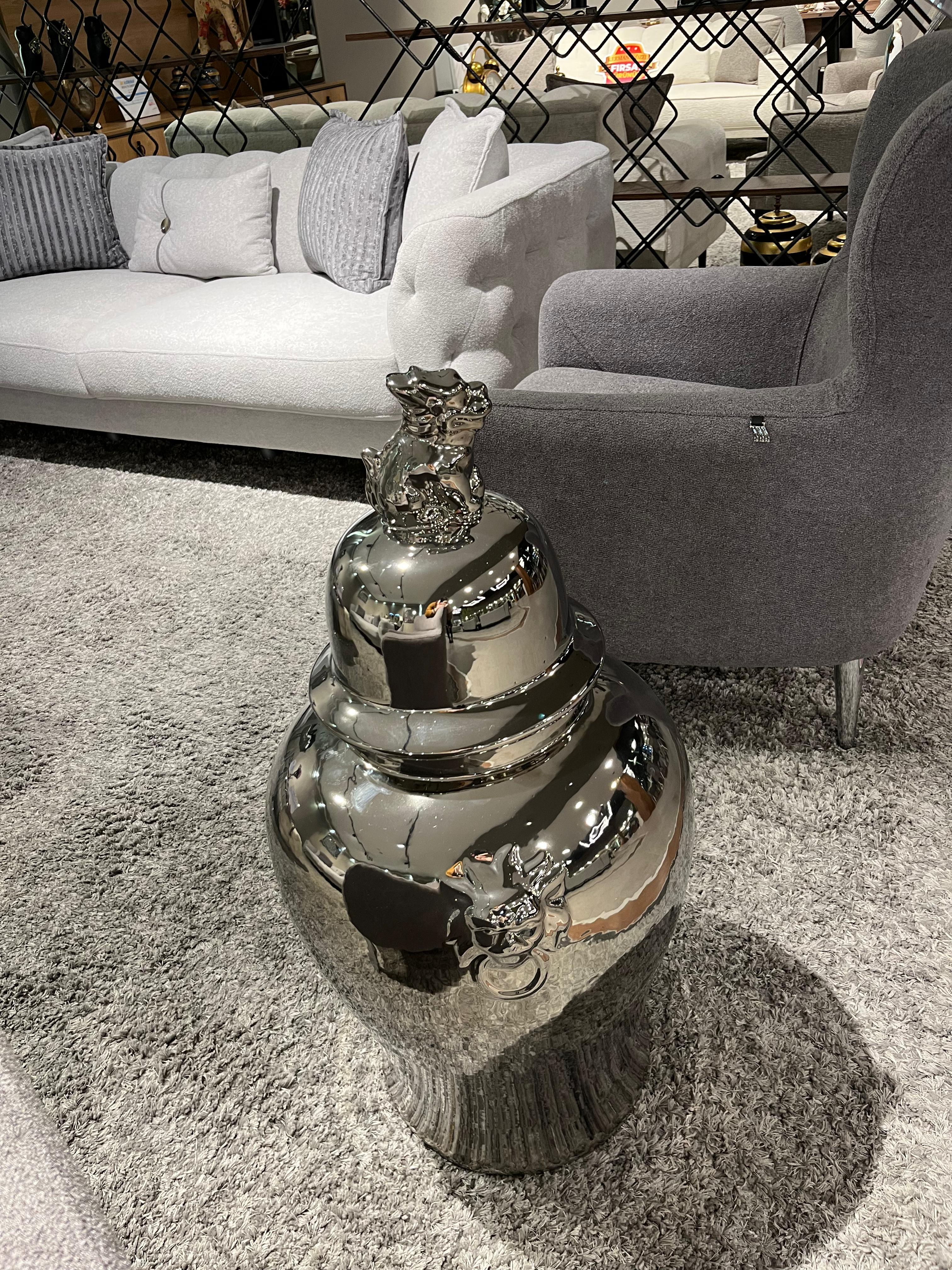Crearthome Aslan Figürlü Krom Küp Vazo Dekoratif Aksesuar Biblo 87x43 Cm 
