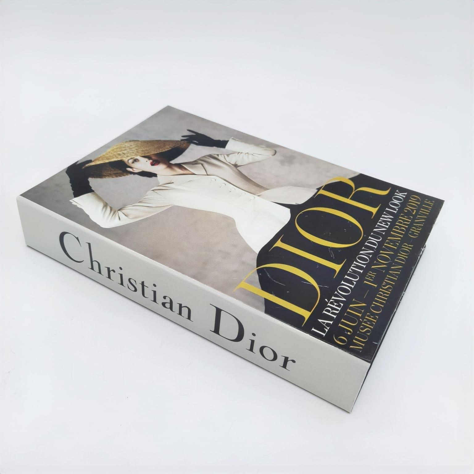 Crearthome Cristian Dior Dekoratif Kitap Kutusu 20x28 Cm 