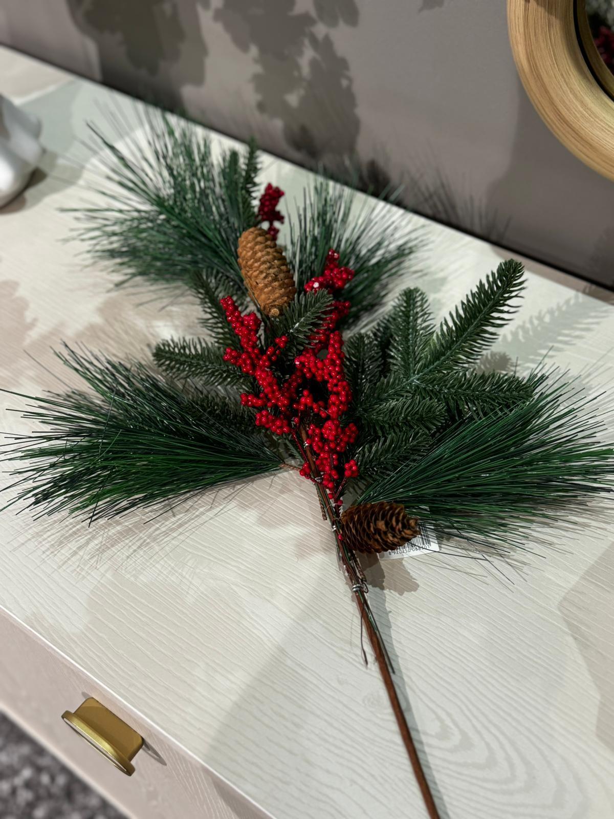 Crearthome Yapay Çiçek Kokina ve Çam Dalı Uzun Dal Kozalaklı 75cm Yılbaşı Çiçeği Pıtırcıklı nc-830 