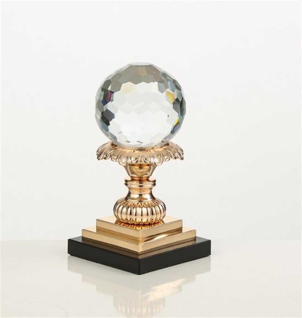 Vitale Gold Kristal Dekoratif Obje 10x10x18 cm AK.JD0042