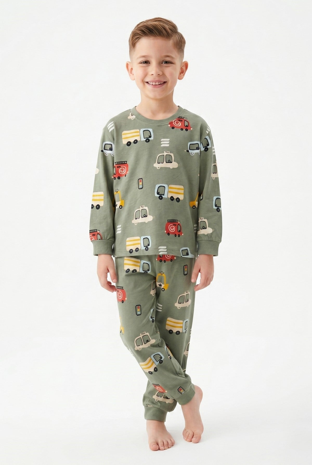 Erkek Çocuk Araba Desenli %100 Pamuk Süprem Kumaş Uzun Kollu Pijama Takımı