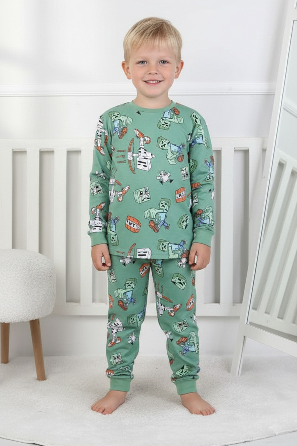 Erkek Çocuk Desenli %100 Pamuk Reaktif Boyalı İnterlok Kumaş Uzun Kollu Pijama Takımı