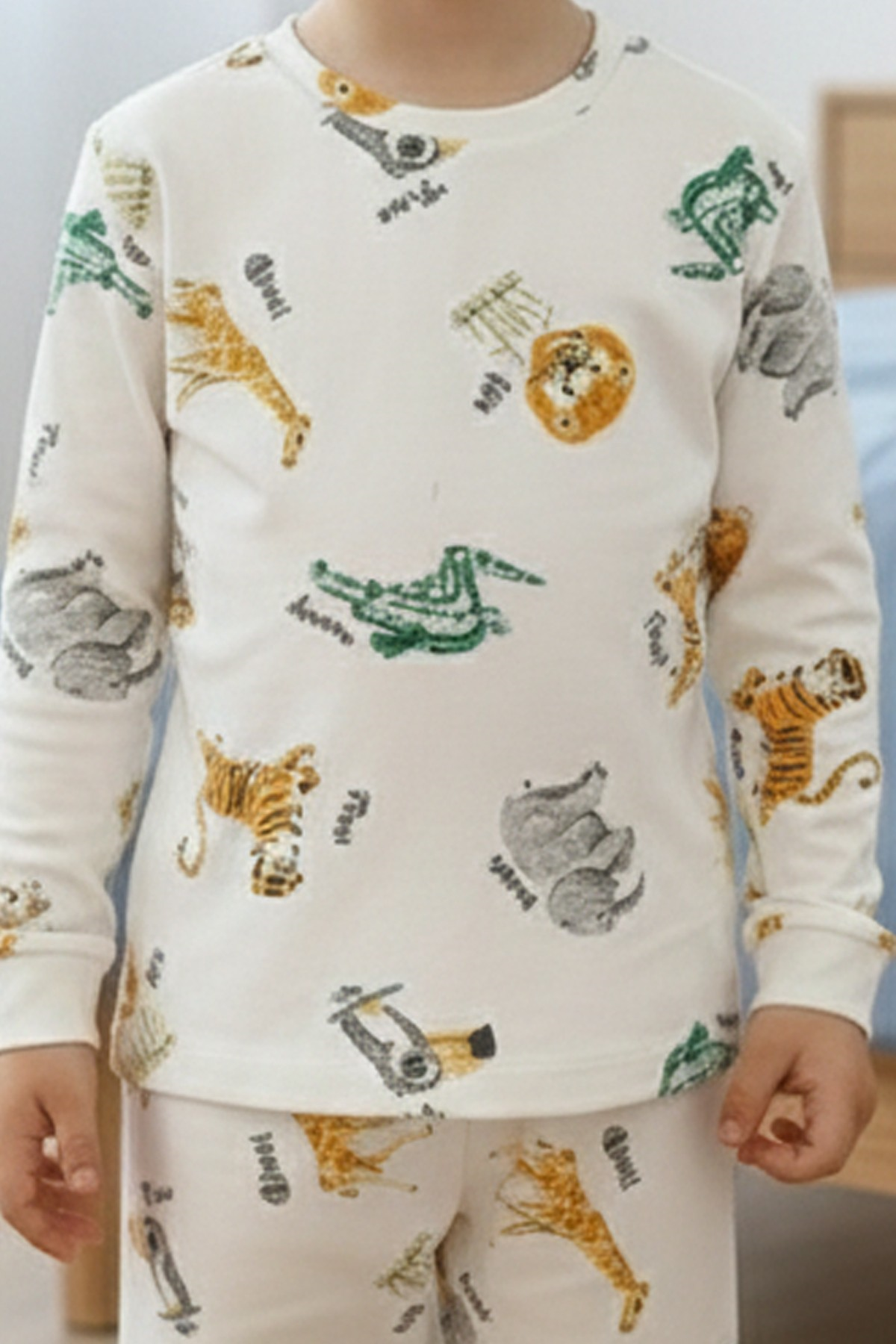 Erkek Çocuk Safari Hayvan Desenli %100 Pamuk Reaktif Boyalı İnterlok Kumaş Uzun Kollu Pijama Takımı