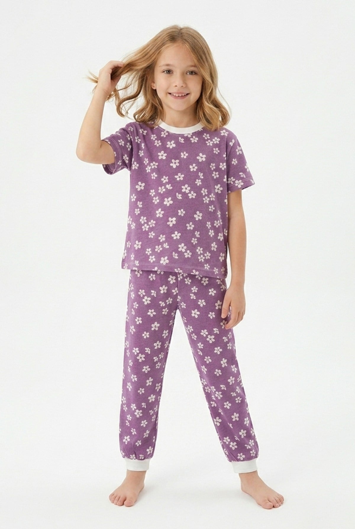 Kız Çocuk Çiçek Desenli %100 Pamuk Süprem Penye Kumaş Kısa Kollu Pijama Takımı