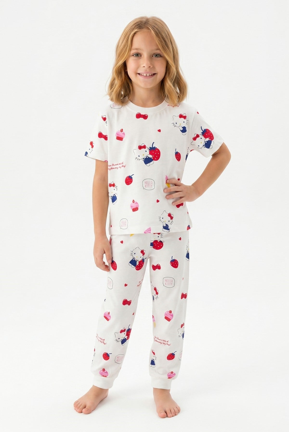 Kız Çocuk Çilek ve Dondurma Desenli %100 Pamuk Reaktif Boyama Süprem Kumaş Kısa Kollu Pijama Takımı