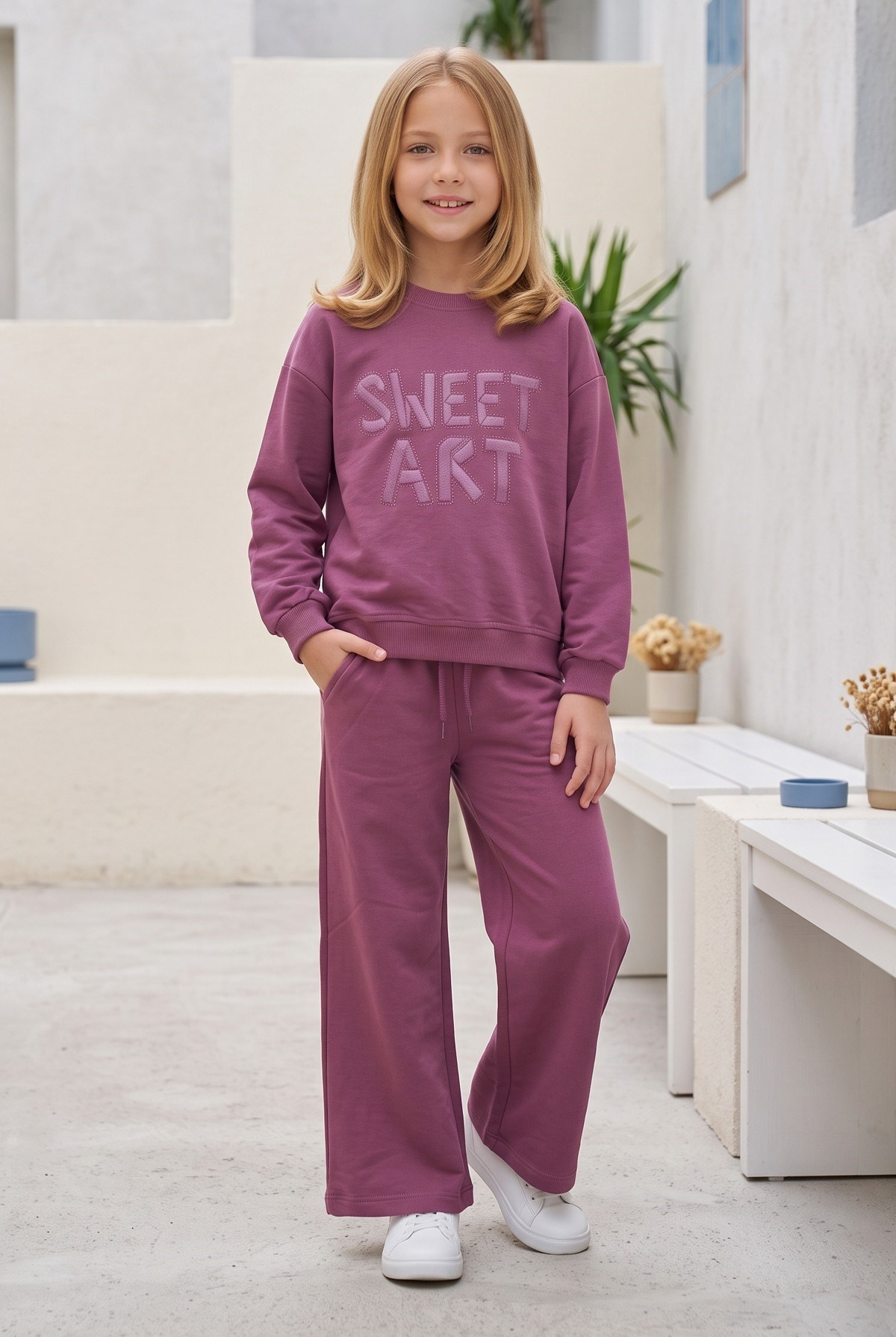 Kız Çocuk Sweet Art Yazı Baskılı Baskılı %100 Pamuk İki İplik Kumaş Cepli Bol Paça Pantolonlu Takım