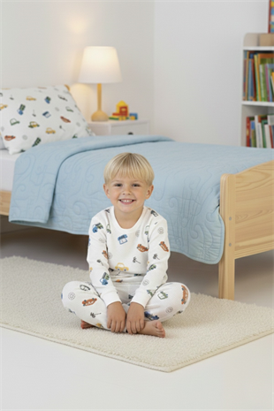 Erkek Çocuk %100 Pamuk Reaktif Boyalı İnterlok Kumaş Eğlenceli Araç Baskılı Pijama Takımı