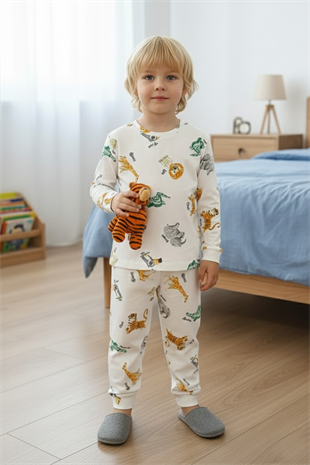 Erkek Çocuk Safari Hayvan Desenli %100 Pamuk Reaktif Boyalı İnterlok Kumaş Uzun Kollu Pijama Takımı