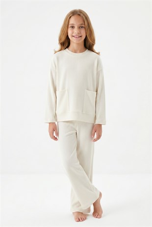 Kız Çocuk Cepli %100 Pamuk İntro Kumaş Uzun Kollu  Pijama Takımı