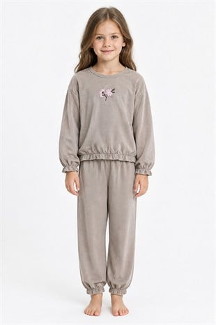 Kız Çocuk Çiçek Nakışlı Kol ve Paça Büzgülü %100 Pamuk Süprem Kumaş Uzun Kollu Pijama Takımı