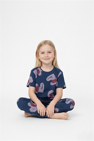 Kız Çocuk Kalp Desenli %100 Pamuk Reaktif Boyalı Süprem Kumaş Kısa Kollu Pijama Takımı