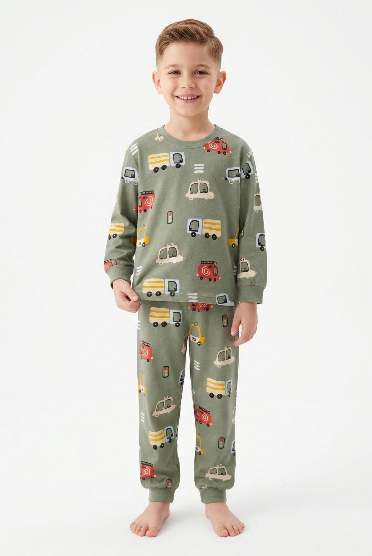 Erkek Çocuk Araba Desenli %100 Pamuk Süprem Kumaş Uzun Kollu Pijama Takımı