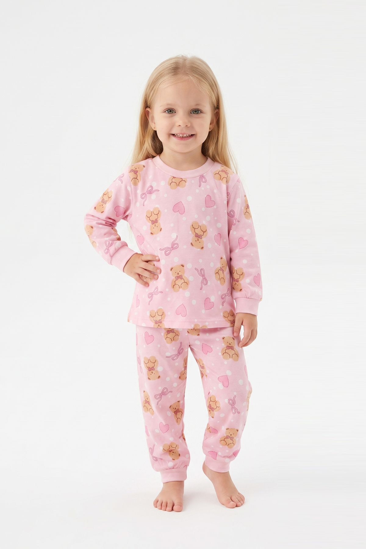 Kız Bebek Ayıcık ve Kalp Desenli %100 Pamuk Süprem Kumaş Reaktif Boyama Uzun Kollu Pijama Takımı