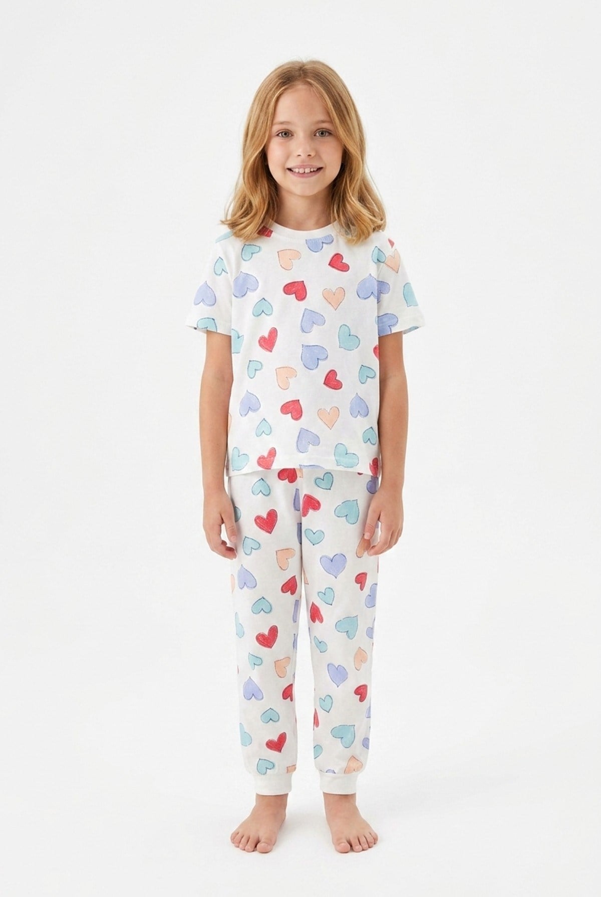 Kız Çocuk Kalp Desenli %100 Pamuk Süprem Penye Kumaş Kısa Kollu Pijama Takımı