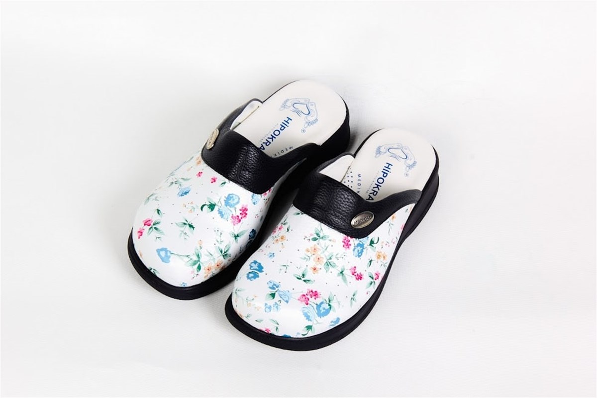 Çiçek Desenli Sabo Terlik