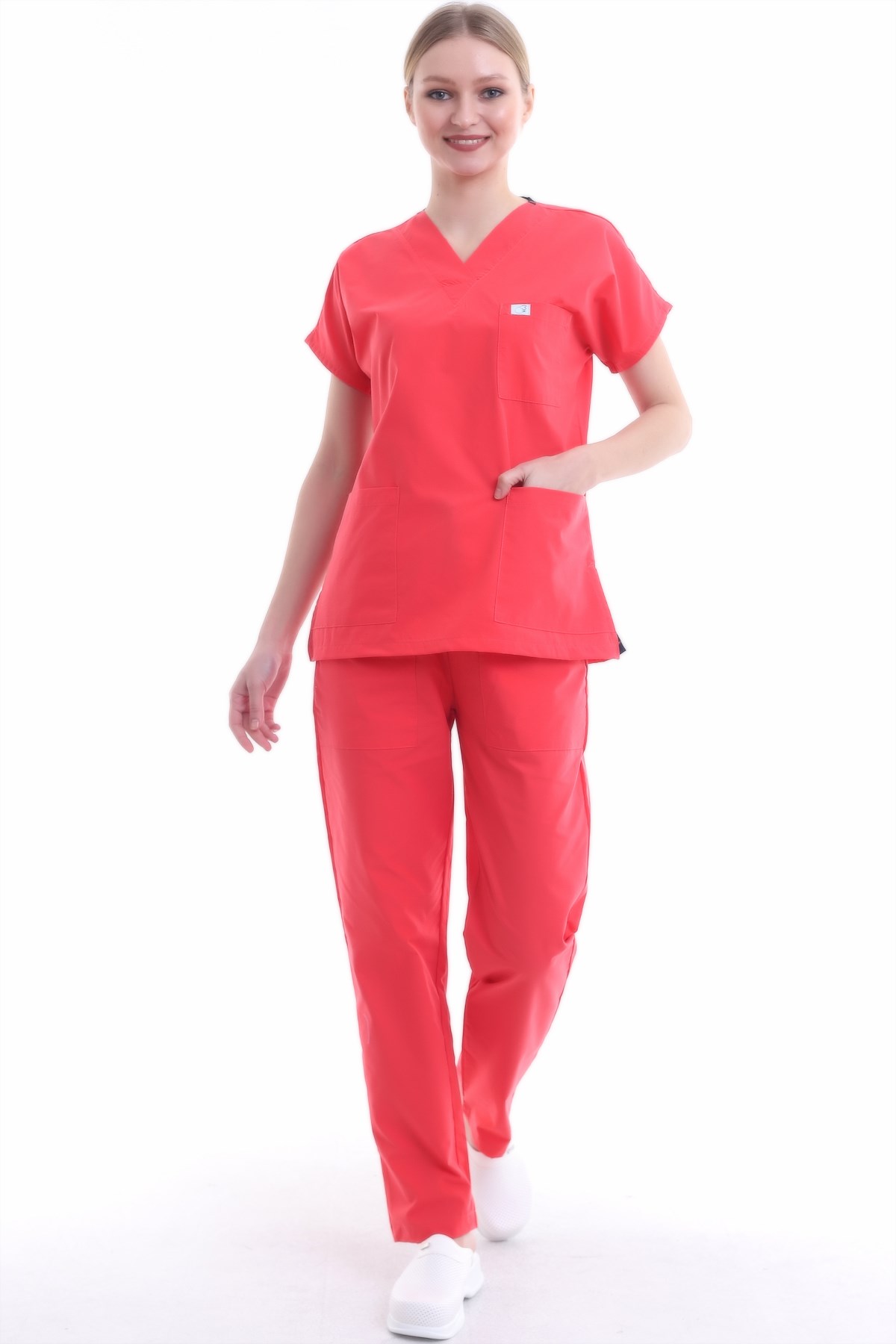 Kadın Doktor Forması Koyu Nar Çiçeği