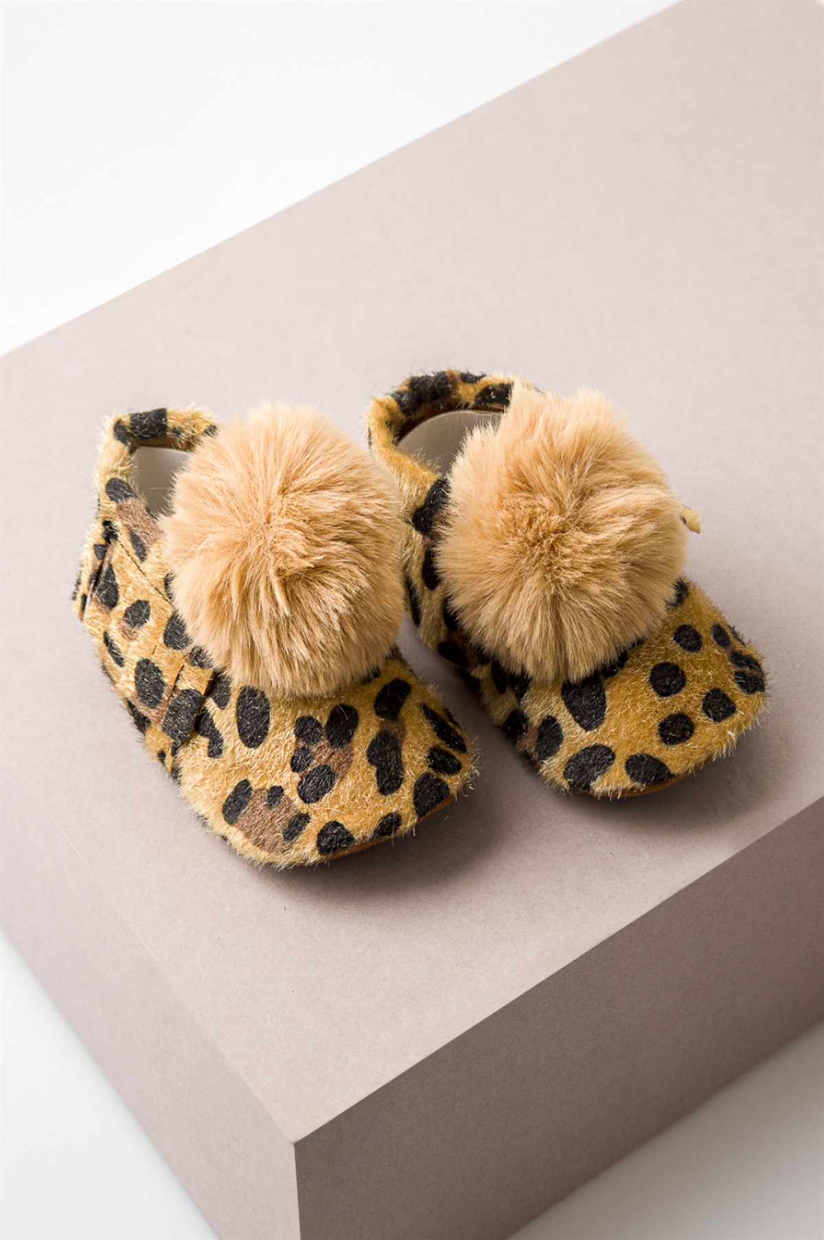 Shoes Ponponlu Kız Bebek Makosen Leopar Desenli Patik Ayakkabı