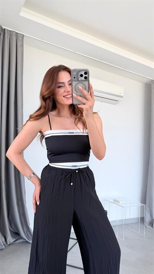 Siyah Wanda Lastik Detaylı Crop