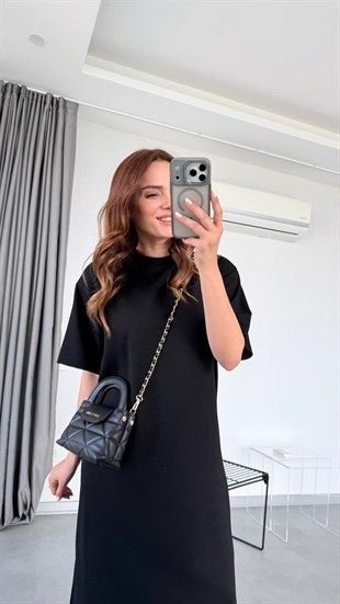 Siyah Lady Yırtmaç Detaylı Maxi Elbise