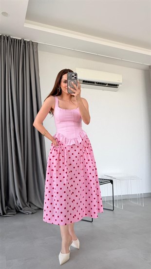 Pembe Jale Kırmızı Puantiye Detaylı Etek