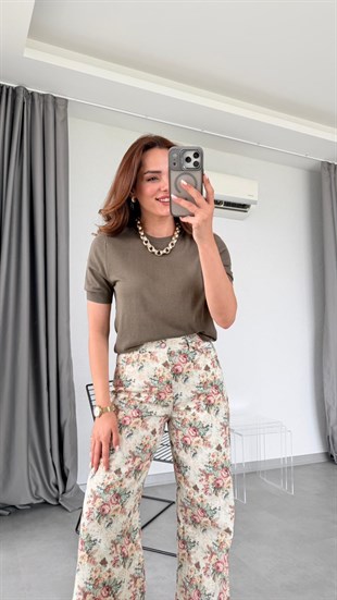 Haki Emilly Lyocell Karışımlı Minimal Bluz
