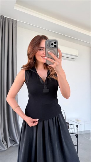 Siyah Bloom Boğazlı Kolsuz Triko Üst