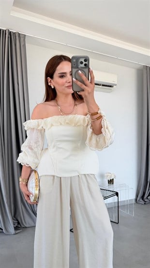 Ekru Fayet Dantel Detaylı Premium Straplez Bluz