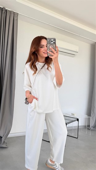 Beyaz Daisy Yanları Yırtmaçlı Modal Takım